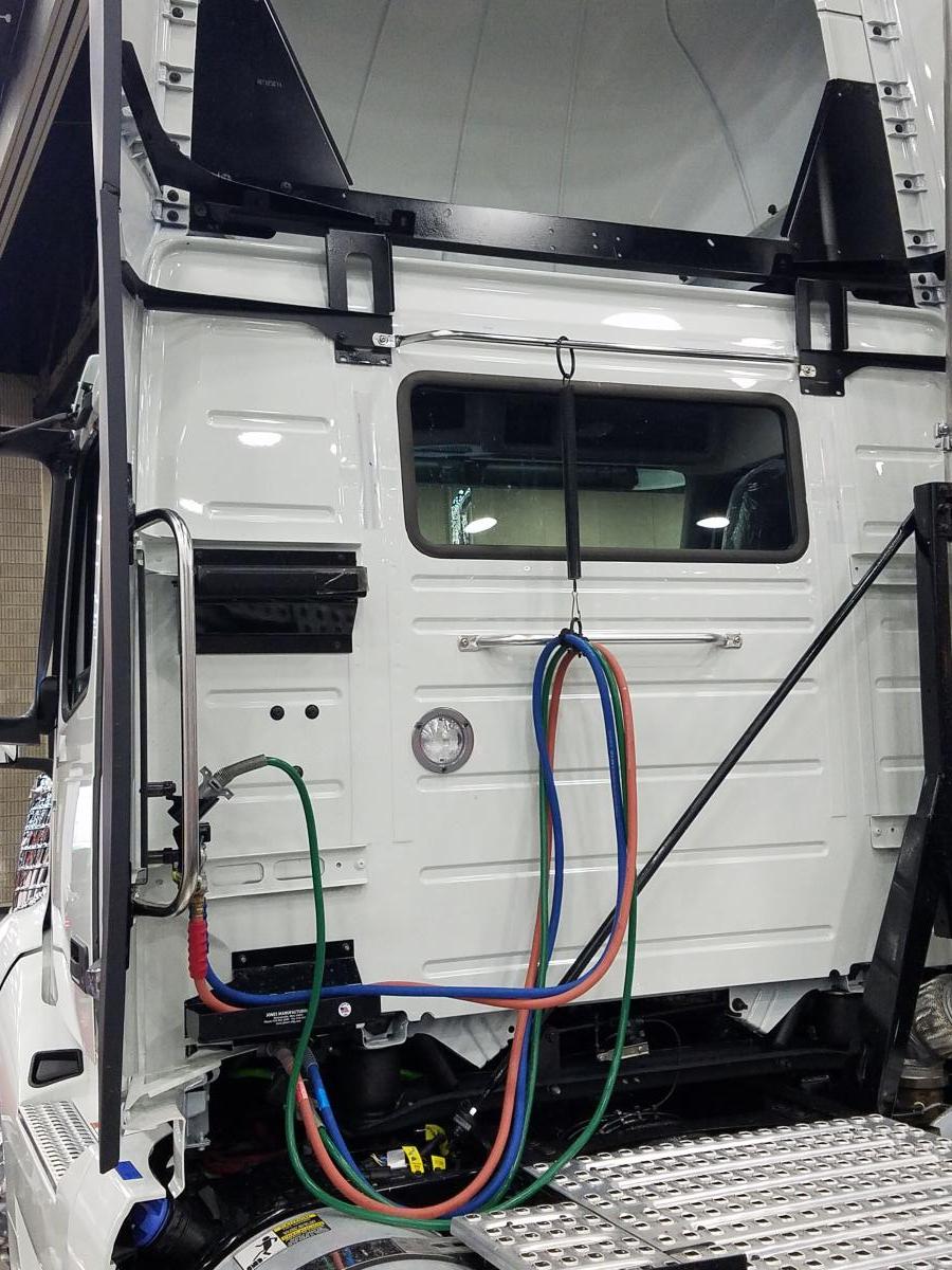trailer, trailer rack, semi truck