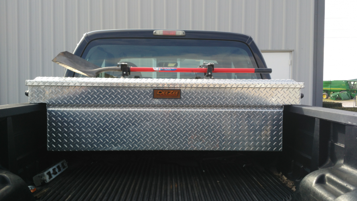 shovel rack, rake rack, tool rack, tool holder, truck box, trailer tool rack,