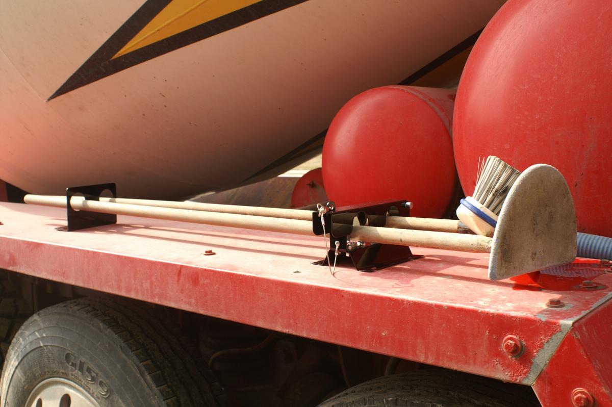landscaping tool holder, broom holder, rake holder, shovel rack, trailer tool rack